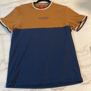 Men’s Guess Beige/Navy Blue Fitted T-Shirt Size Medium